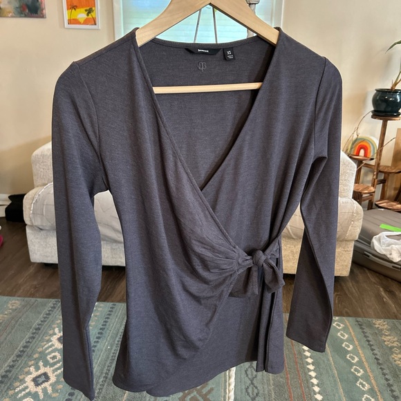 Betabrand Charcoal Wrap Blouse super soft career work office XS - Picture 1 of 6